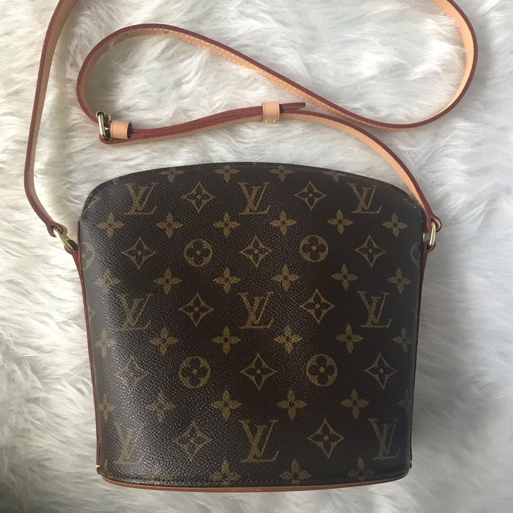Louis Vuitton Vintage Drouot Crossbody
